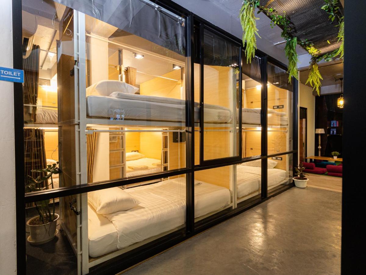 Khao San Social Capsule Hostel Μπανγκόκ Εξωτερικό φωτογραφία