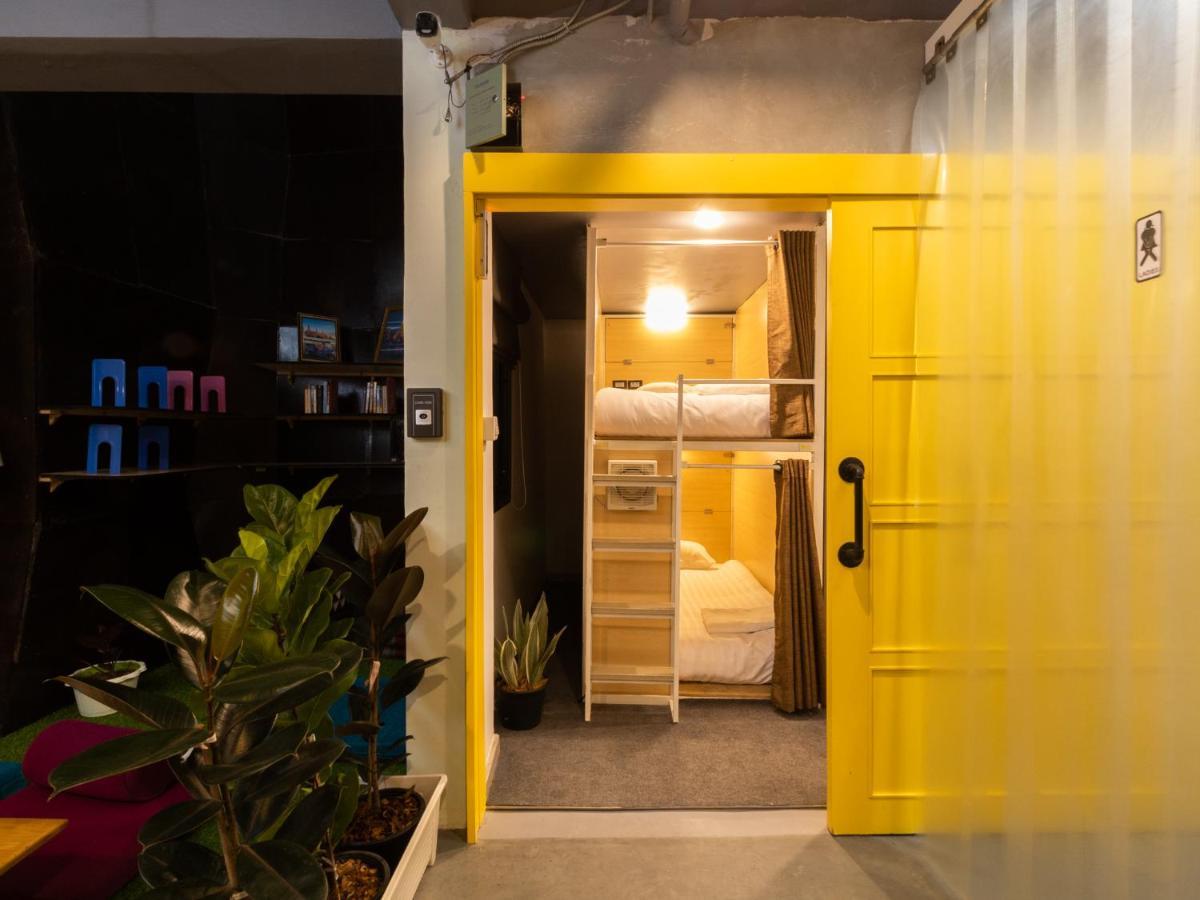 Khao San Social Capsule Hostel Μπανγκόκ Εξωτερικό φωτογραφία