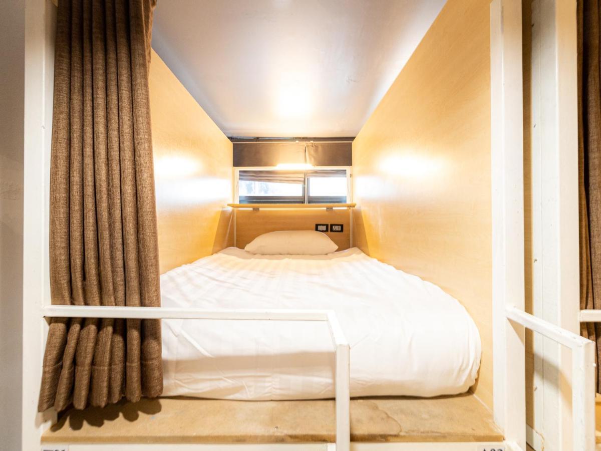 Khao San Social Capsule Hostel Μπανγκόκ Εξωτερικό φωτογραφία