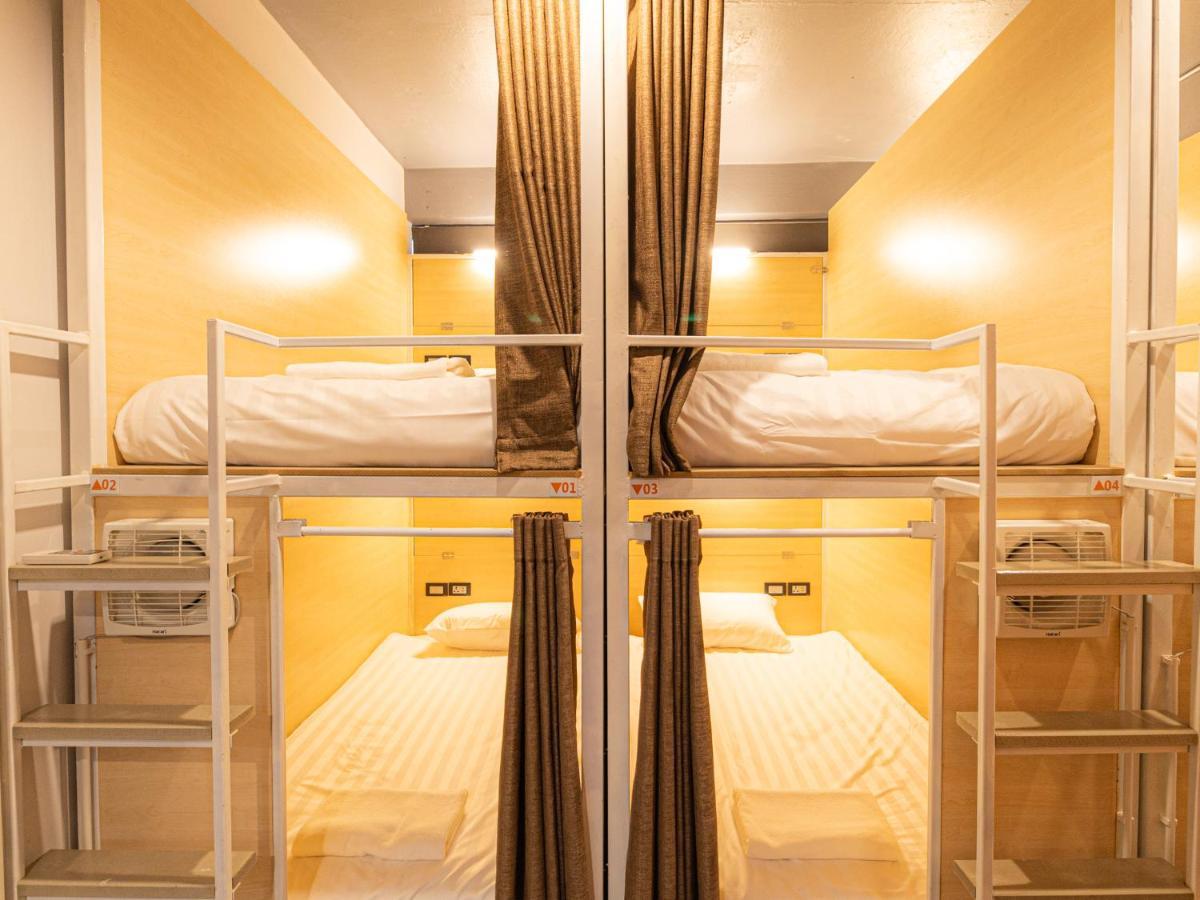 Khao San Social Capsule Hostel Μπανγκόκ Εξωτερικό φωτογραφία