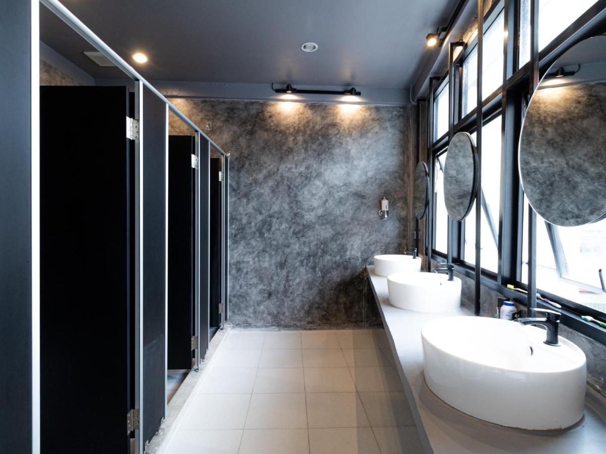 Khao San Social Capsule Hostel Μπανγκόκ Εξωτερικό φωτογραφία