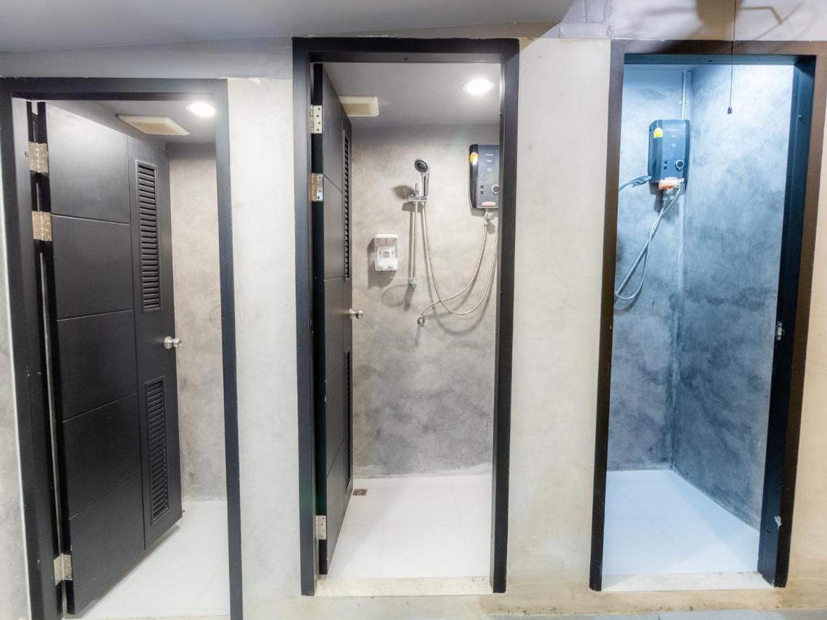 Khao San Social Capsule Hostel Μπανγκόκ Εξωτερικό φωτογραφία