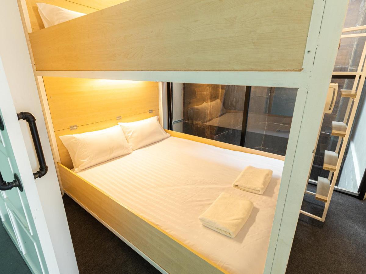 Khao San Social Capsule Hostel Μπανγκόκ Εξωτερικό φωτογραφία