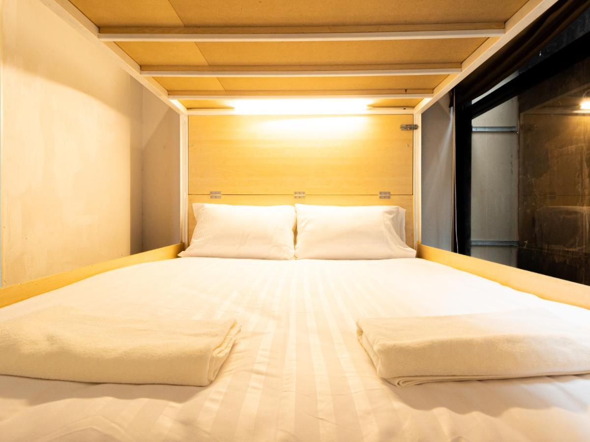 Khao San Social Capsule Hostel Μπανγκόκ Εξωτερικό φωτογραφία